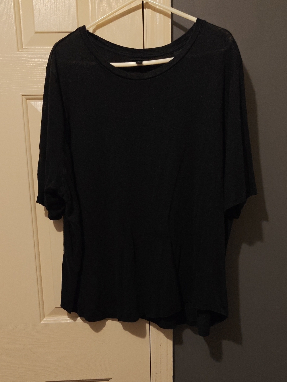 Who What Wear Black Short Sleeve Relaxed Tee